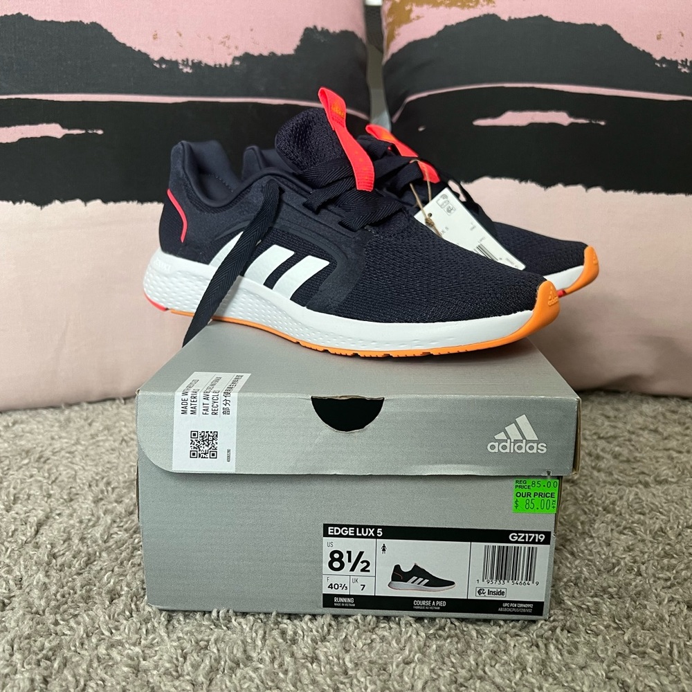 Womens Edge Lux size 8.5 NWT